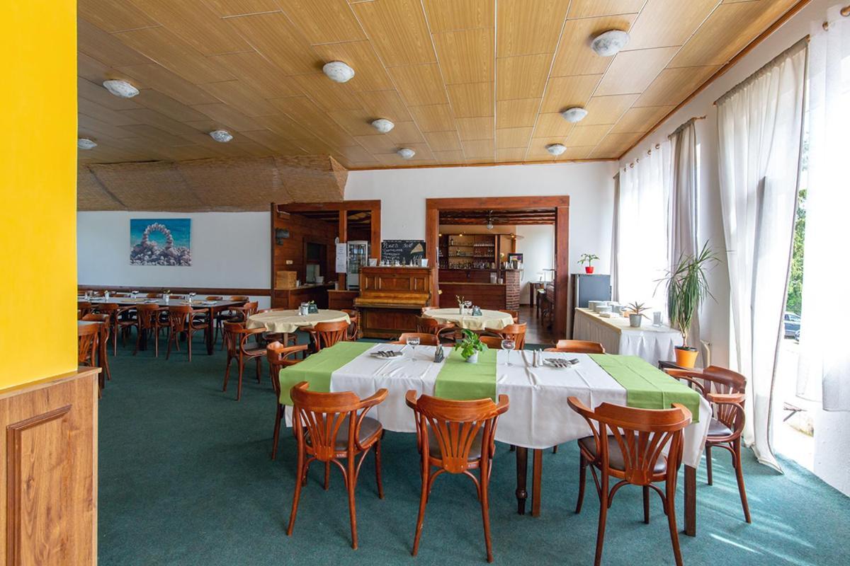 Holiday Park Vrchlabi - Lisci Farma Eksteriør bilde