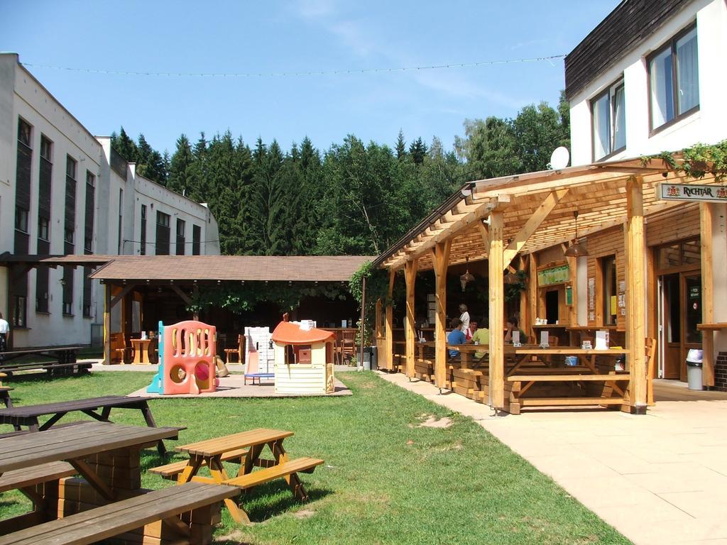 Holiday Park Vrchlabi - Lisci Farma Eksteriør bilde